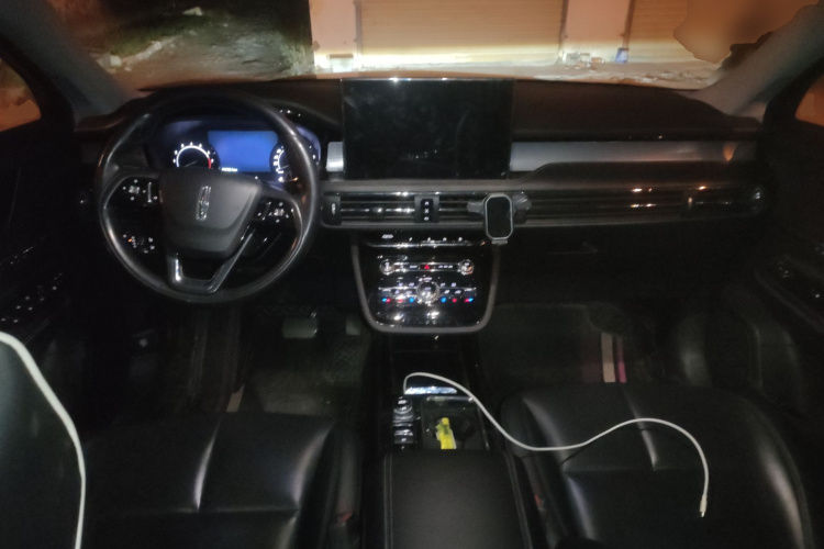 林肯 冒险家 2020款 2.0T 两驱尊享版中控内饰12