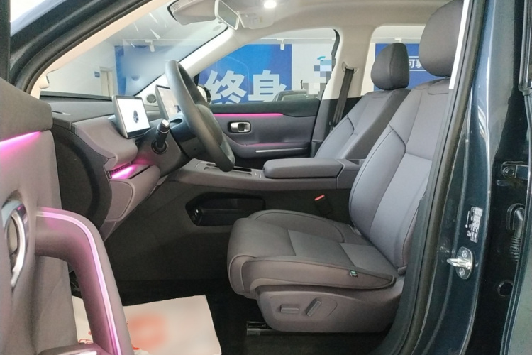 零跑汽车 零跑C10 2026款 605悦享版中控内饰19