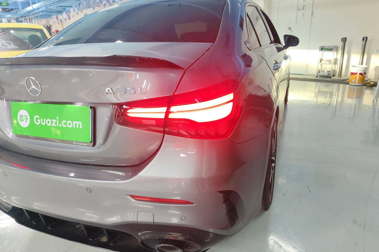 奔驰A级AMG 2024款 AMG A 35 L 4MATIC车身外观9