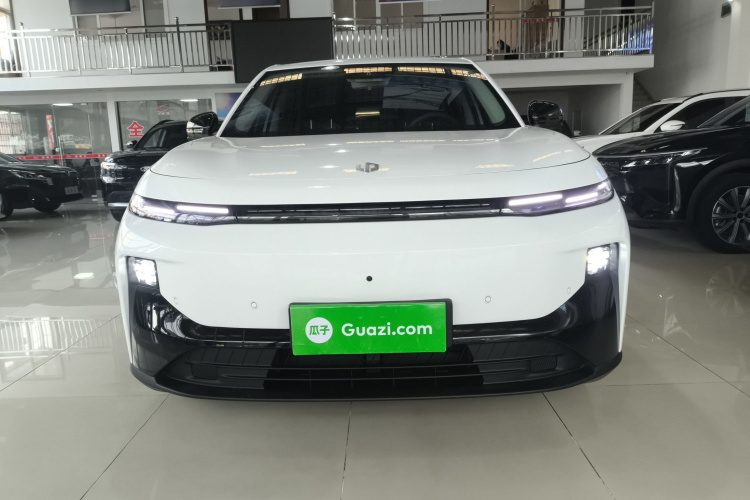 零跑汽车 零跑B10 2025款 510舒享版车身外观2