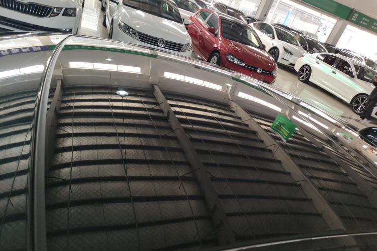 捷豹XEL 2022款 2.0T 250PS R-DYNAMIC S进取运动版局部细节57