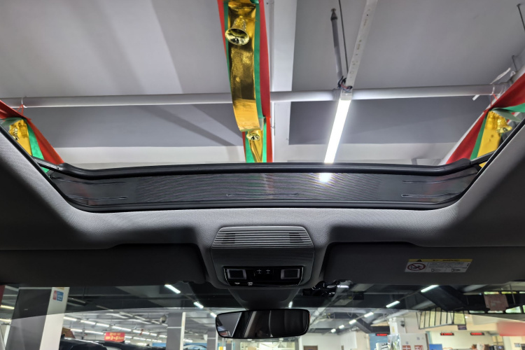 大众 途昂 2023款 530 V6 四驱尊崇旗舰版局部细节22