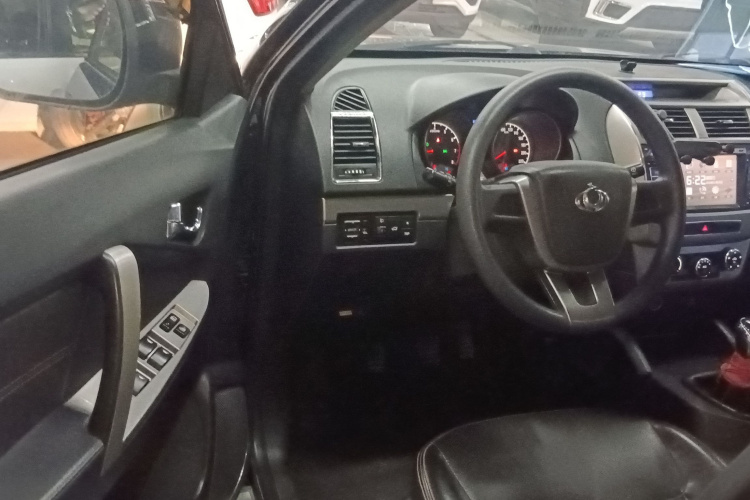 吉利汽车 吉利GX7 2015款 经典版 1.8L 手动都市型 国IV中控内饰20