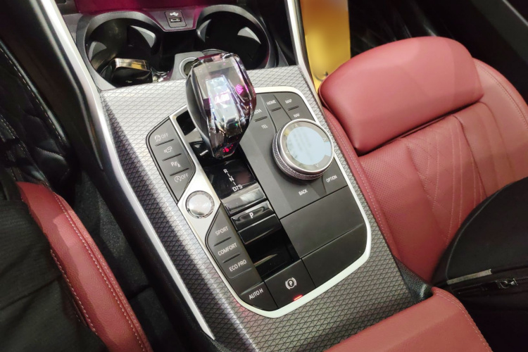 宝马3系 2024款 325Li M运动曜夜套装局部细节18