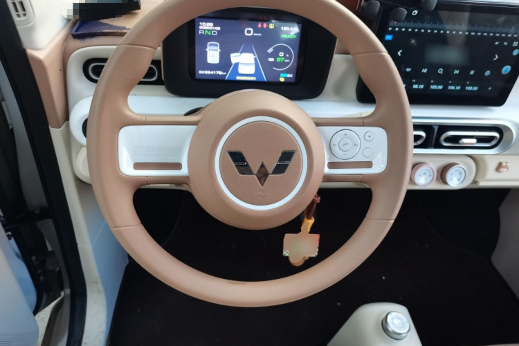 五菱汽车 宏光MINIEV 2024款 第三代 215km 青春版中控内饰13