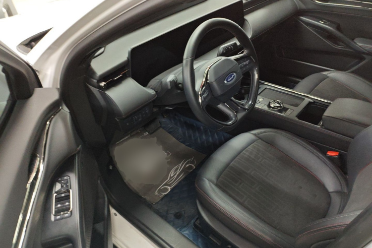 福特 蒙迪欧 2023款 EcoBoost 180 舒雅型中控内饰7003