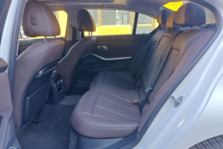 宝马3系 2020款 改款 325Li M运动套装中控内饰21