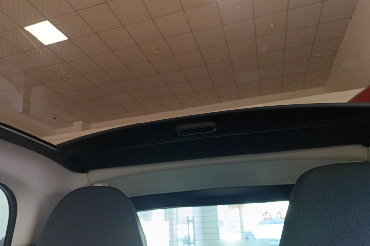 smart fortwo 2012款 1.0 MHD 硬顶舒适版中控内饰22