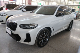 宝马X3 2023款 xDrive30i 领先型 M曜夜套装