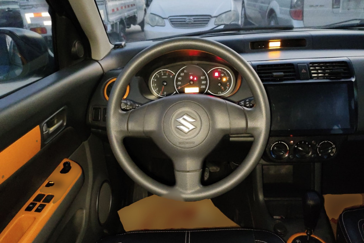 铃木 雨燕 2016款 1.5L 自动时尚型酷玩版局部细节13