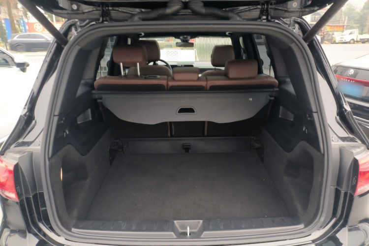 奔驰GLB 2021款 GLB 200 动感型局部细节23