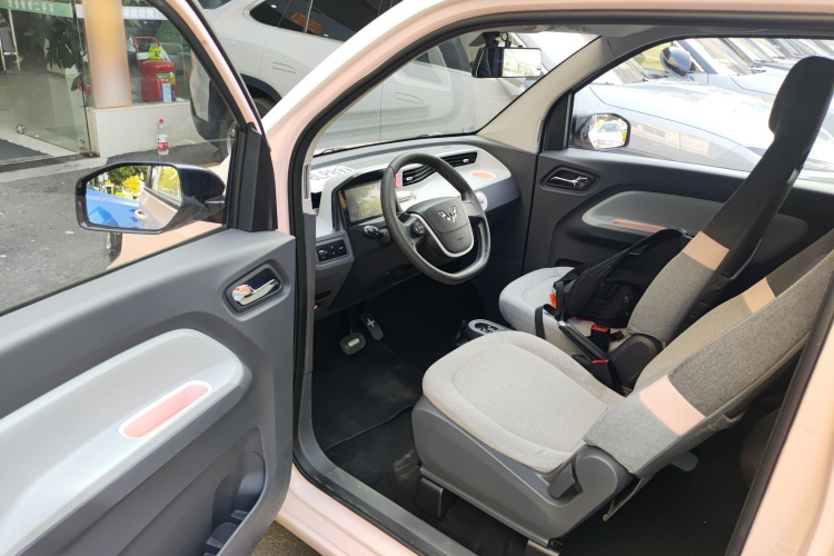 五菱汽车 宏光MINIEV 2021款 马卡龙臻享款 磷酸铁锂中控内饰7003