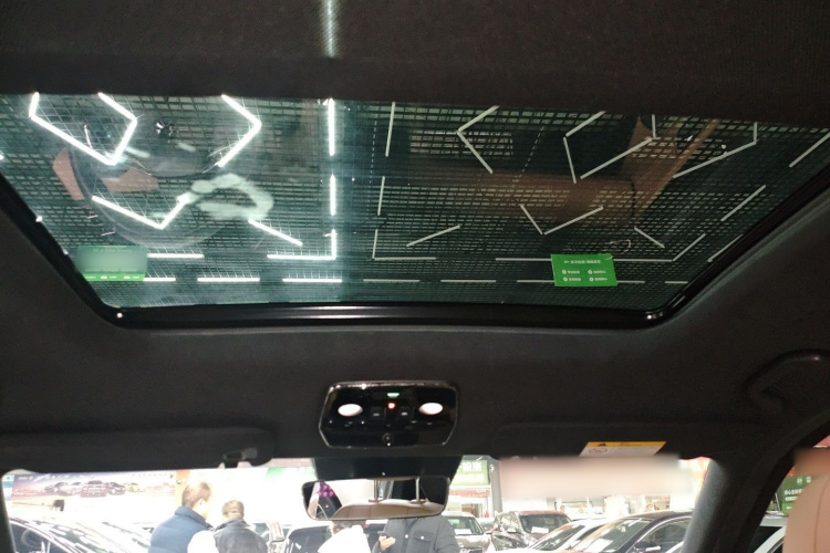 蔚来ES8 2020款 580KM 签名版 六座版中控内饰22