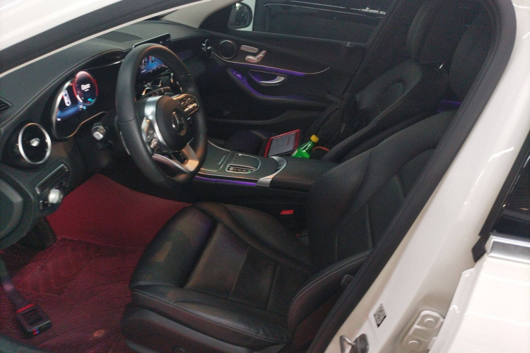 奔驰C级 2021款 C 260 L 运动版局部细节19