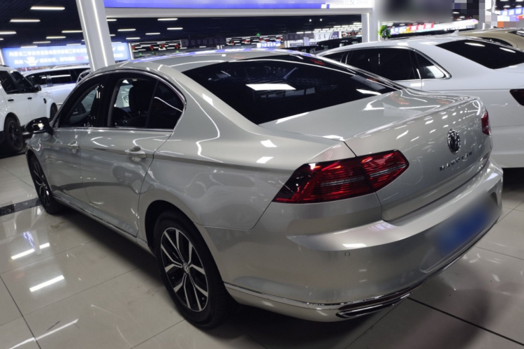 大众 迈腾 2017款 330TSI DSG 豪华型车身外观6003