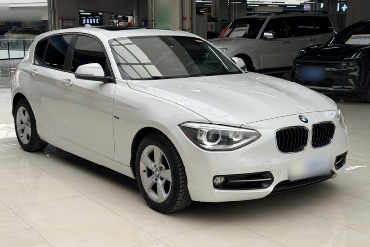 宝马1系(进口) 2013款 改款 118i 运动型车身外观6005