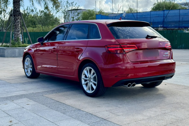 奥迪A3 2018款 30周年年型 Sportback 35 TFSI 进取型车身外观6008