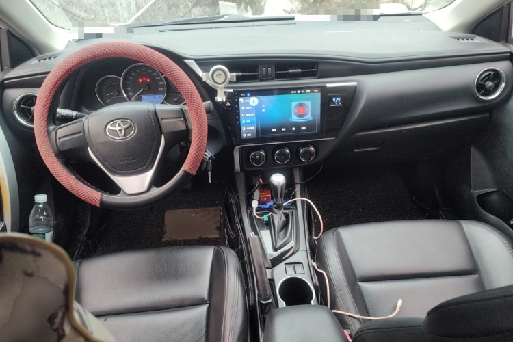 丰田 雷凌 2017款 改款 185T CVT新锐版 国V中控内饰12