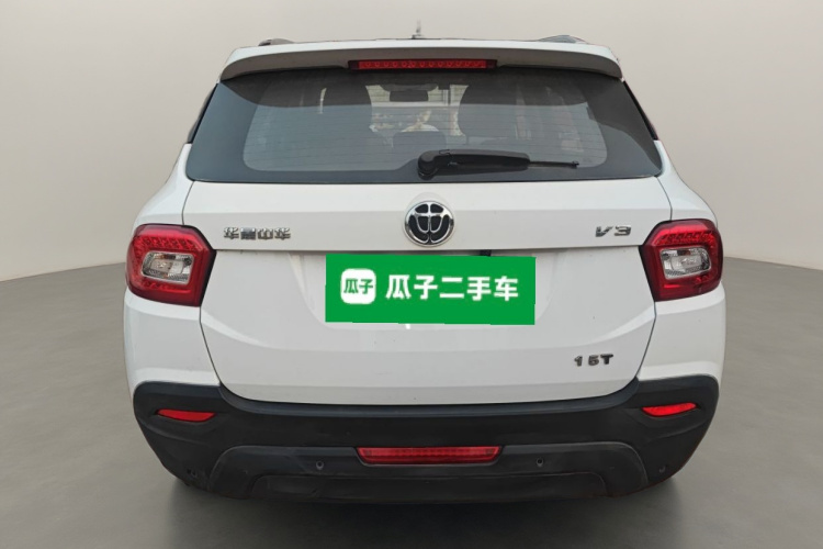 中华V3 2016款 1.5L 手动舒适型车身外观6