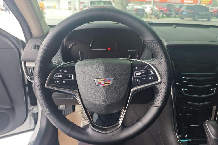 凯迪拉克ATS-L 2017款 28T 时尚型中控内饰7003