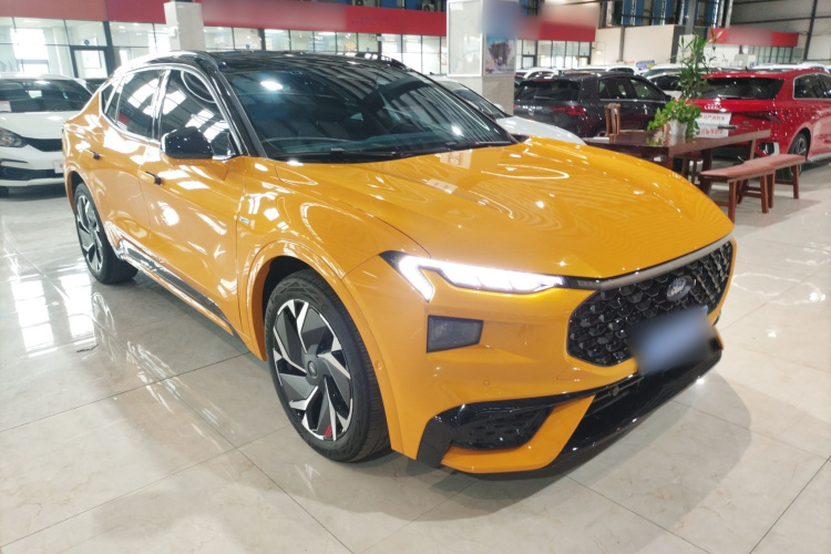 福特 蒙迪欧 2024款 2.0T E-混动运动版 ST-Line车身外观3