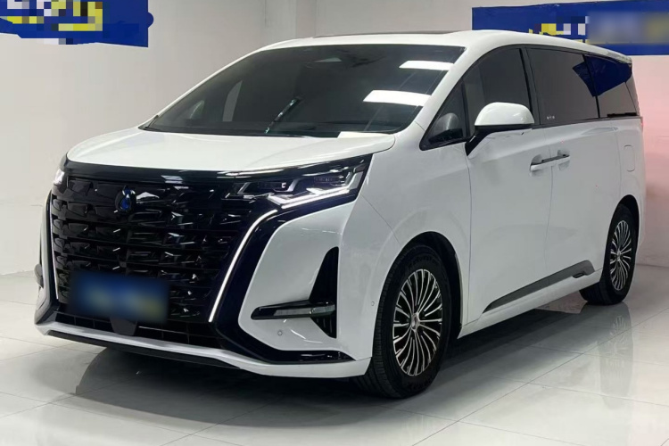 腾势D9 2022款 DM-i 970 四驱旗舰型车身外观1