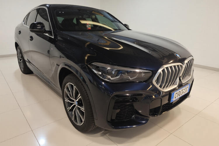 宝马X6 2022款 xDrive30i M运动套装车身外观3