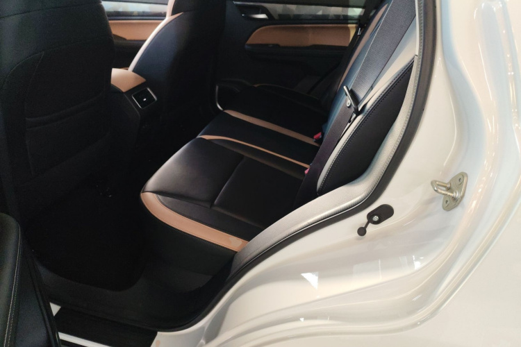 吉利汽车 豪越PRO 2024款 1.5T DCT 纵横+中控内饰21