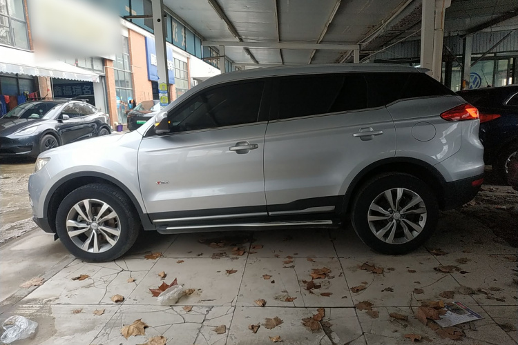 吉利汽车 博越 2016款 1.8TD 自动智联型车身外观4