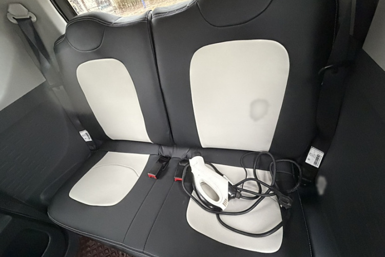 五菱汽车 宏光MINIEV 2021款 马卡龙夹心款 170km 三元锂中控内饰7002