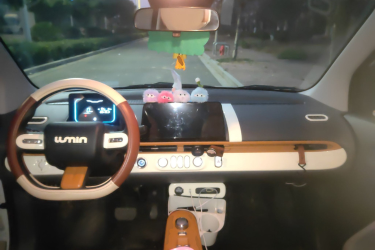 长安启源 长安Lumin 2022款 155km 清甜款中控内饰12