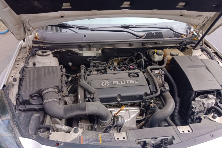 别克 君威 2015款 1.6T 精英技术型局部细节24