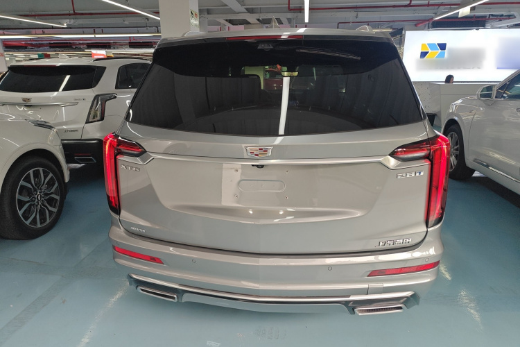 凯迪拉克XT6 2022款 2.0T 六座四驱豪华型车身外观6
