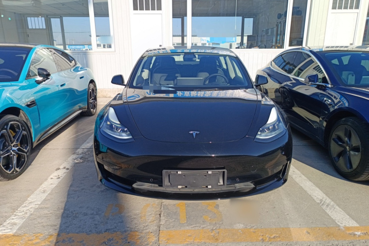 特斯拉 Model 3 2021款 标准续航后驱升级版 3D6车身外观6001