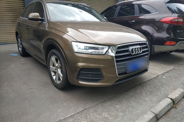 奥迪Q3 2018款 30周年年型 30 TFSI 时尚型车身外观3