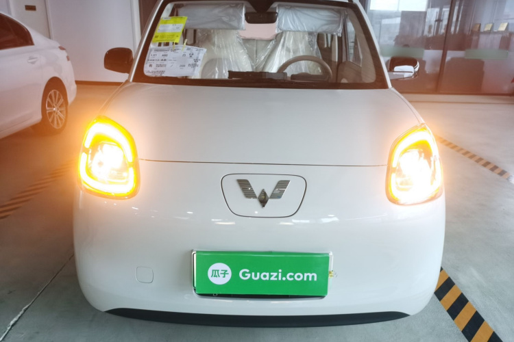 五菱汽车 宏光MINIEV 2025款 四门版 进阶款车身外观2