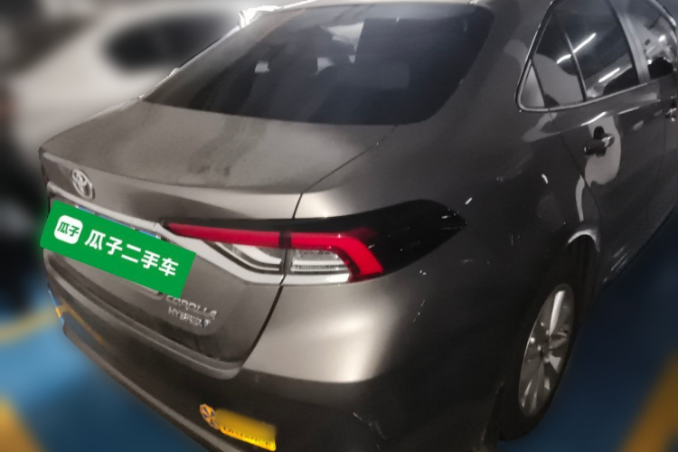 丰田 卡罗拉 2023款 1.8L 智能电混双擎 精英版车身外观6