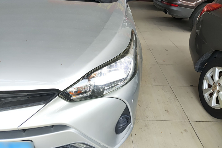 丰田 YARiS L 致享 2017款 1.5E CVT魅动版车身外观36