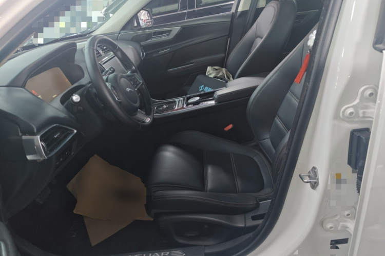 捷豹XEL 2018款 2.0T 200PS 尊享版局部细节19