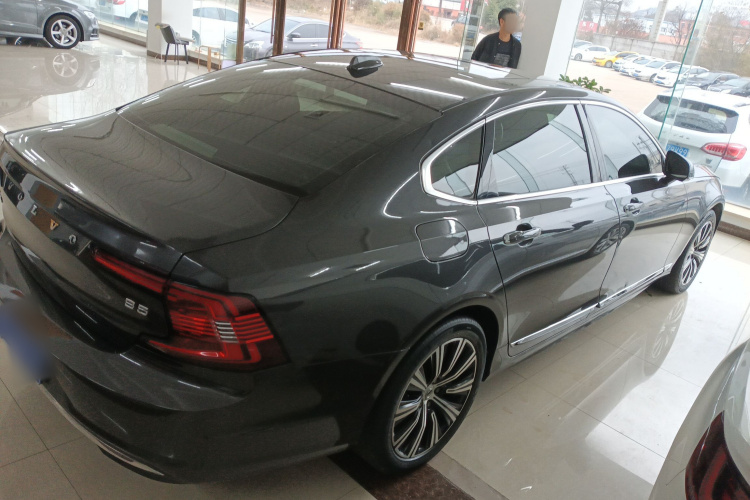 沃尔沃S90 2021款 B5 智逸豪华版车身外观6005