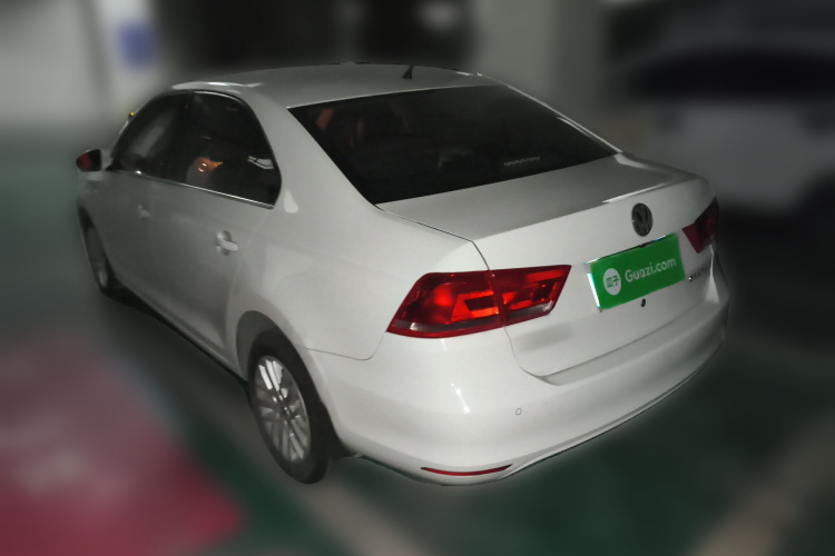 大众 桑塔纳 2013款 1.6L 自动豪华版车身外观6003