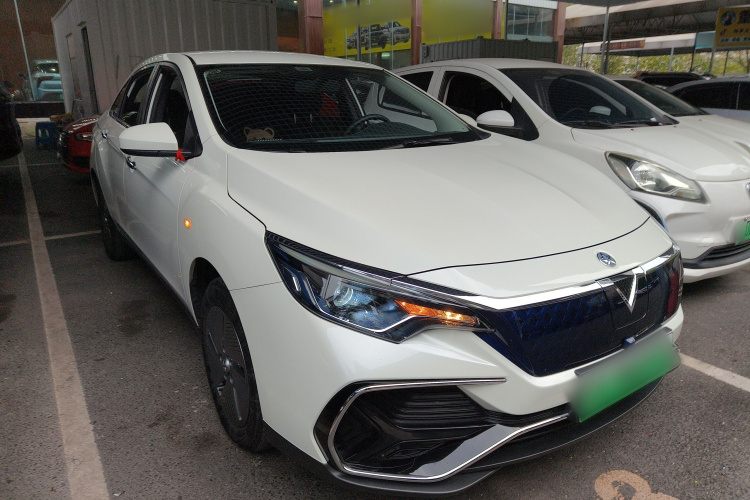 启辰D60EV 2023款 PLUS 舒适版SI型车身外观3