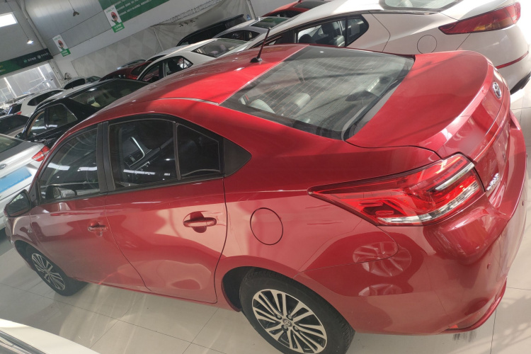 丰田 威驰 2019款 1.5L CVT创行版车身外观4