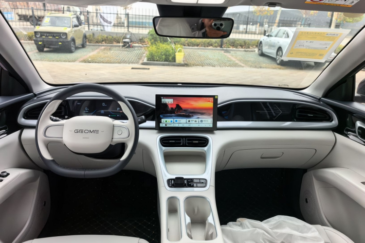 吉利银河 星愿 2026款 310km 青春版中控内饰7003