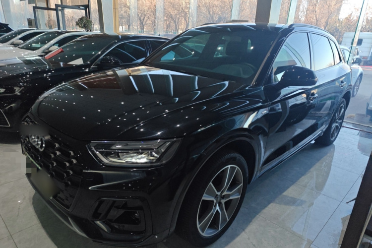奥迪Q5L 2023款 40T 豪华动感型车身外观4