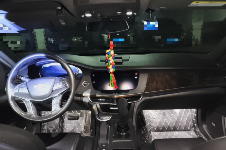 凯迪拉克CT6 2017款 28T 豪华型中控内饰12