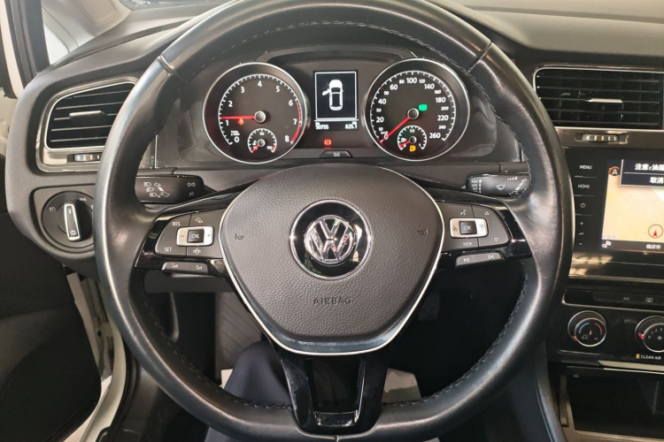 大众 高尔夫 2020款 挚爱版 280TSI DSG舒适型中控内饰13