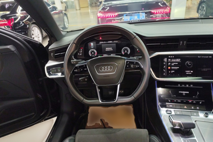 奥迪A6L 2021款 55 TFSI quattro 尊享动感型中控内饰13
