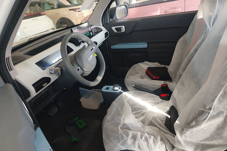 吉利银河 2024款 熊猫mini 200km 耐力熊局部细节19