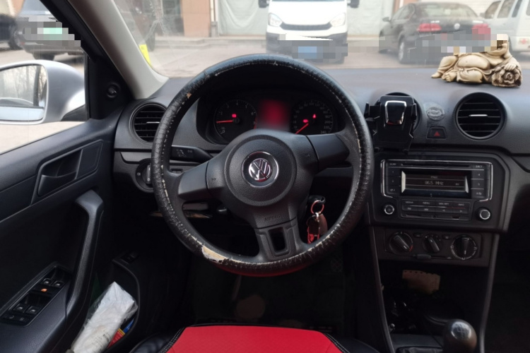 大众 捷达 2015款 质惠版 1.6L 手动时尚型中控内饰13